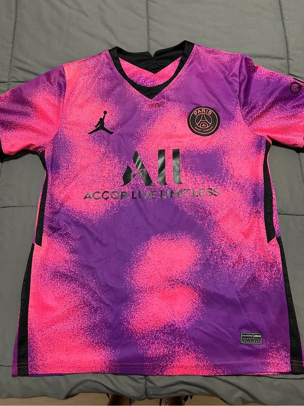 Nike Jordan x Paris Saint-Germain Pink & Purple Soccer Jersey